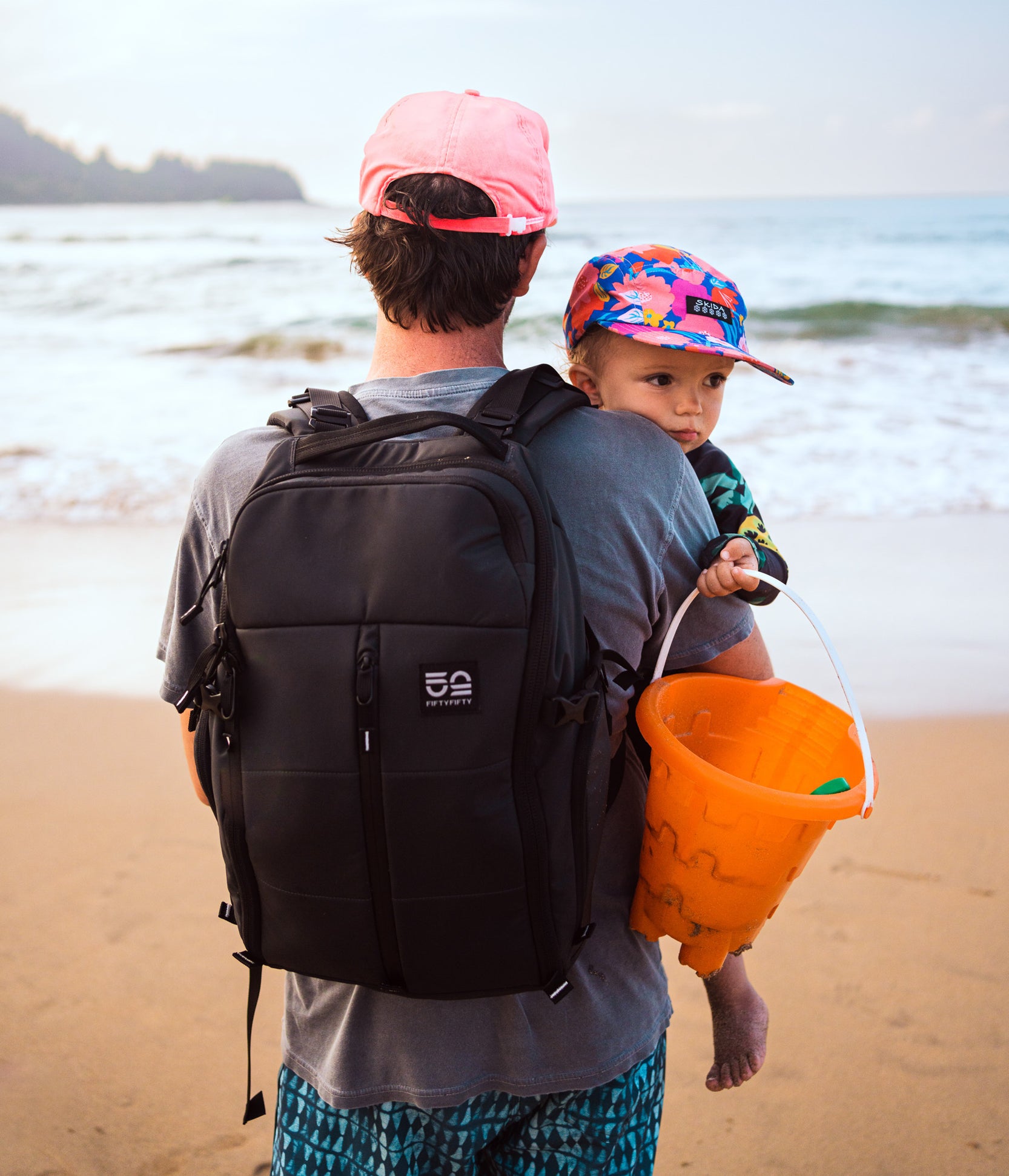 FiftyFiftyGear-diaper-backpack-for-dads-Ready22-black-traveling-with-kids